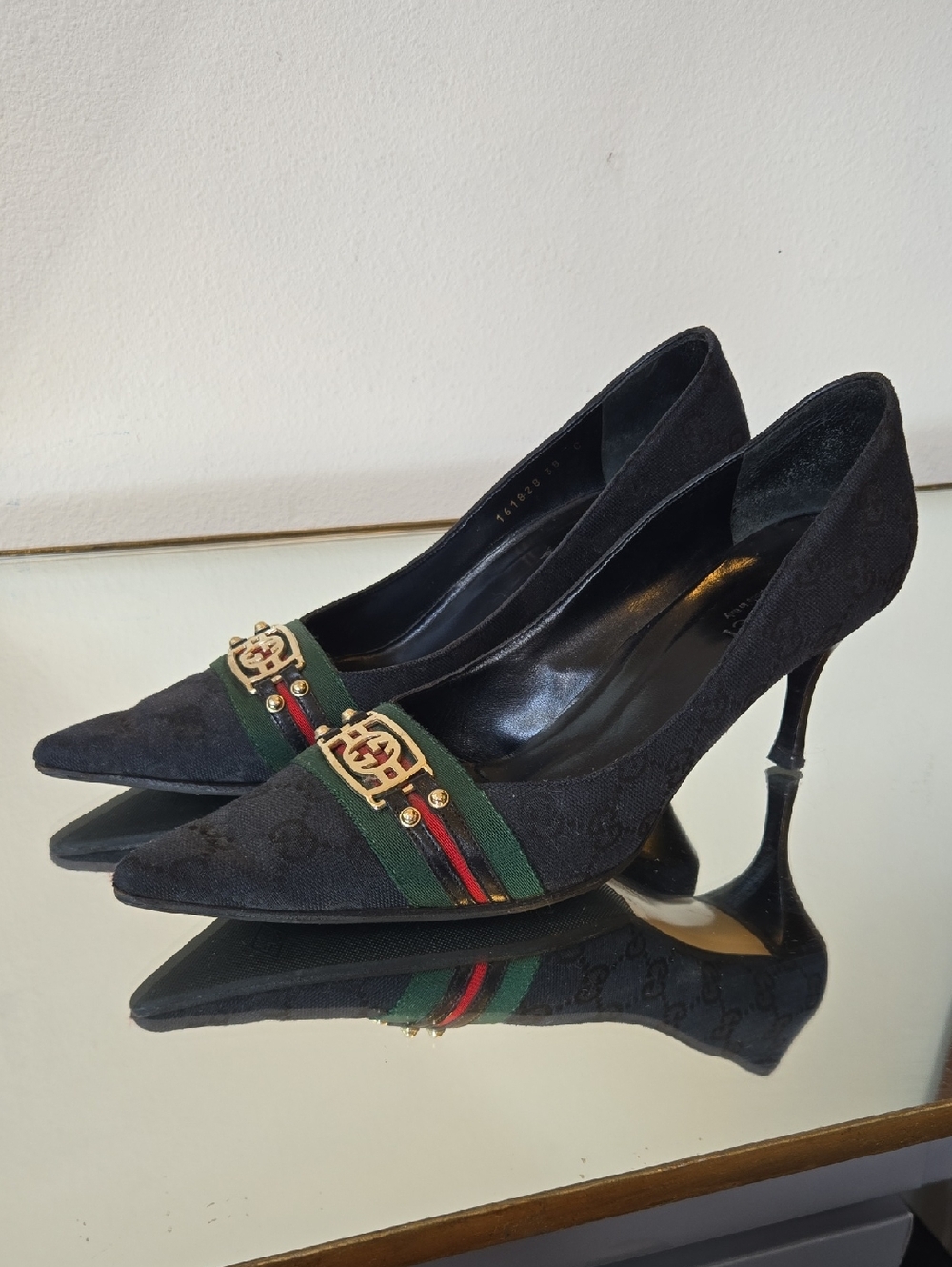 Gucci Black Pointed-Toe Pumps with Signature Green & Red Webbing